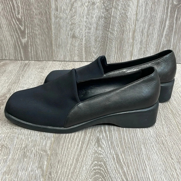 Aerosoles Black Leather Wedge Heel Slip On Loafers 8.5M - Picture 1 of 16